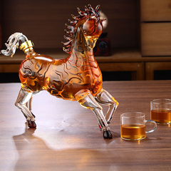 🐎 Equestrian Hand-Blown Horse Whiskey Decanter Collection