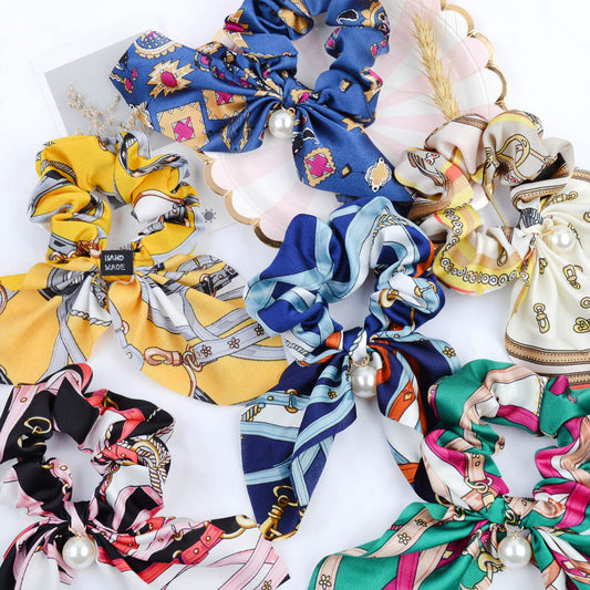 RIDER ATELIER Equestrian Tack Silk Bow Scrunchie with Pearl