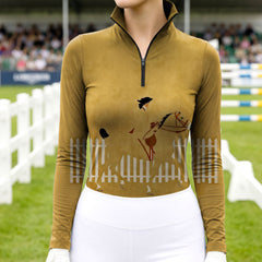 Woman wearing RIDER ATELIER vintage show jumping quarter-zip top at the show jumping arena
